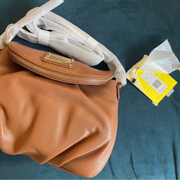 MARC JACOBS RE-EDITION NATASHA BAG | NWT, ARGAN OIL - Picture 7 of 8